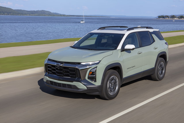 Chevrolet Equinox 2026 ou GMC Terrain 2026 : quel VUS compact GM répond à vos besoins?