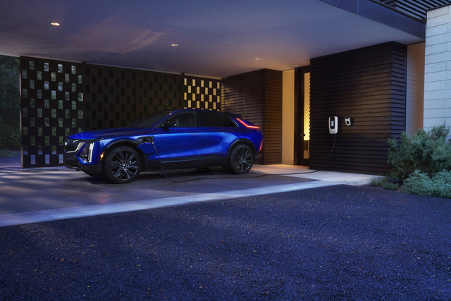 2026 Cadillac LYRIQ Trim Levels Compared: Features, Range, and Performance