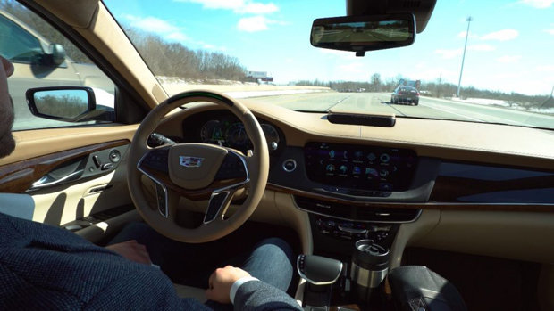 La conduite mains libres de Cadillac: le futur est déjà à nos portes!