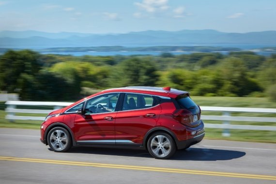 Chevrolet Raises the Bar: 2020 Bolt EV to Offer Impressive 417-kilometres of Range