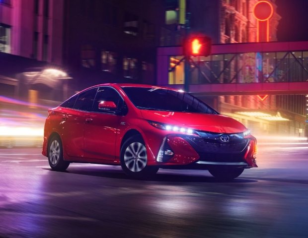 2022 Prius Prime : Electrify Your Performance And Expand Your Possibilities