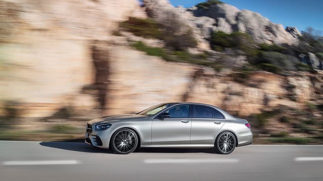 5 reasons you should buy your first luxury car from a Mercedes-Benz dealership.