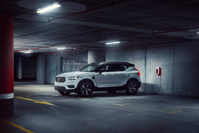 2023 Volvo XC40 Recharge Charging Guide