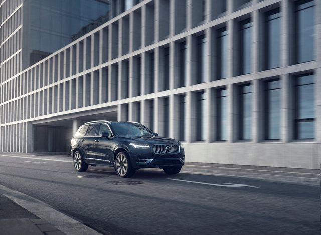 Some of the Most Impressive Safety Features Found in the New Volvo XC90