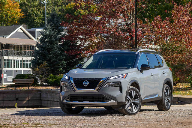 2021 Nissan Rogue vs 2021 Subaru Forester : Choose versatility