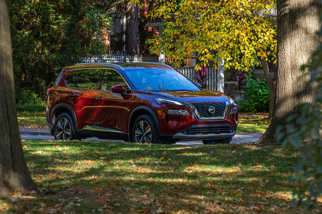 2021 Nissan Rogue vs. 2021 Ford Escape: The Rogue Makes the Road More Fun and Comfortable