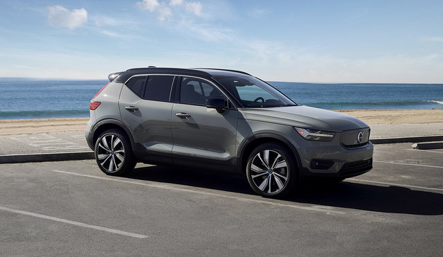 2022 Volvo XC40