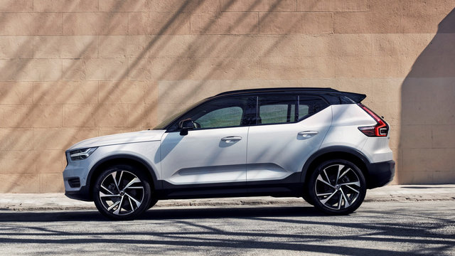 2022 Volvo XC40 vs 2021 Mercedes-Benz GLA: More Advanced and Versatile