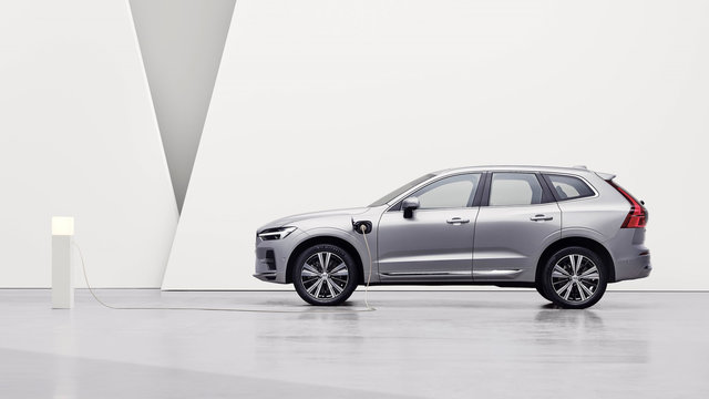 The 2022 Volvo XC Recharge lineup overview