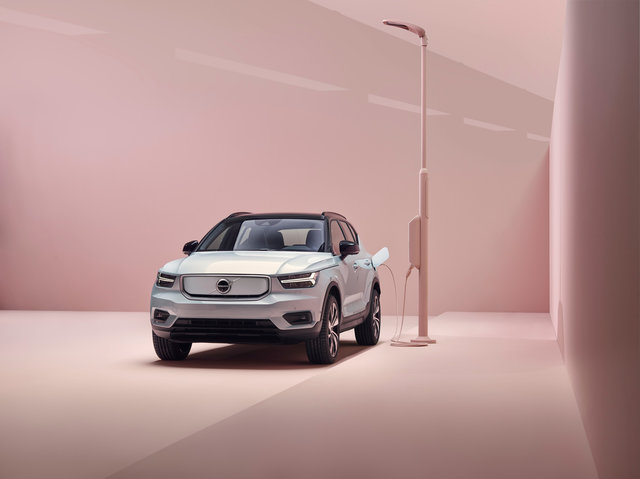 How the AWD System Works on the Volvo Recharge Lineup