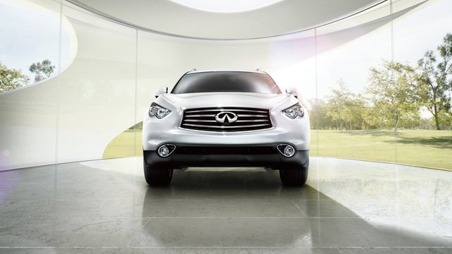 2015 Infiniti QX70: Robust Practicality