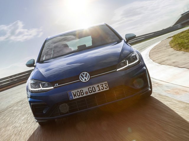 Live Life in the Fast Lane With a Volkswagen Golf R
