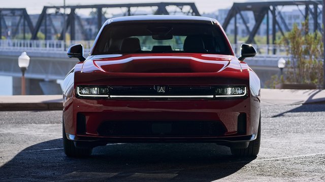 Dodge Charger électrique 2025 : prix et fiche technique