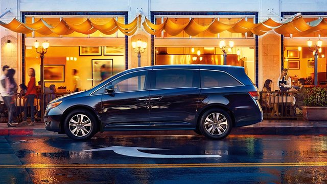 The New 2018 Honda Odyssey Unveiled in Detroit