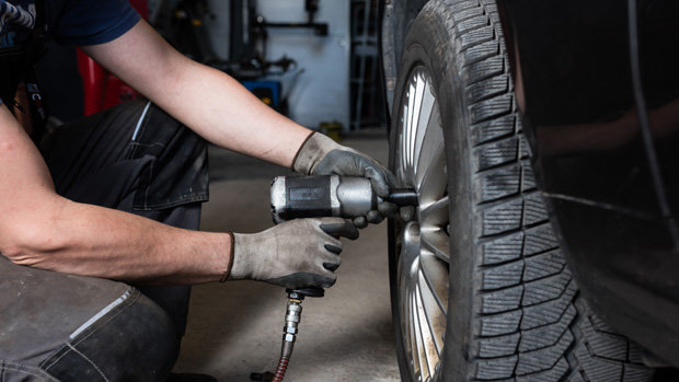Winter tire installation and or replacement in Quebec