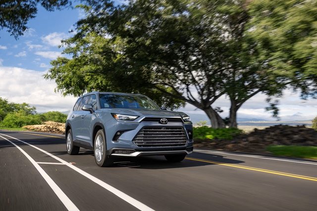 Le Toyota Grand Highlander 2025 ajoute de nouvelles options à sa gamme