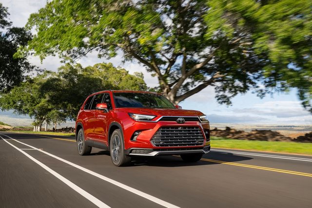 Now Available: The 2026 Grand Highlander