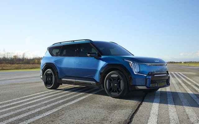 Next Month, Canadian Dealerships Will Welcome the Kia EV9 SUV, Starting at $59,995 and Eligible for iZEV Rebate