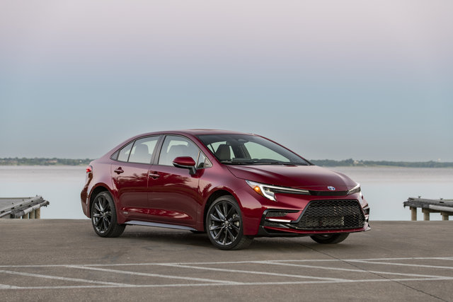 2025 Toyota Corolla: Canada’s Compact Icon