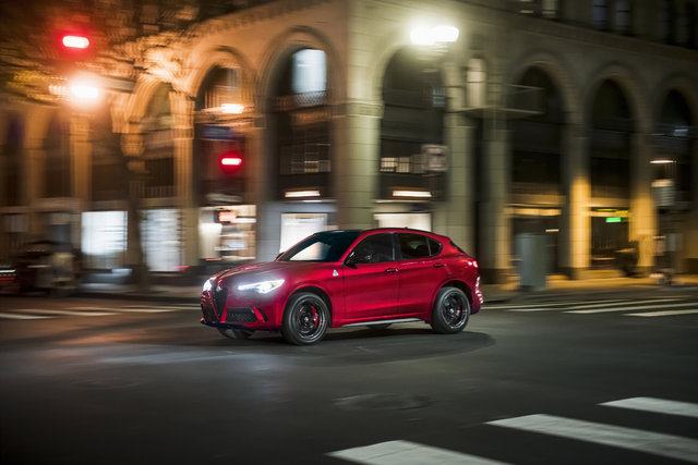 Comment le rouage Q4 à prédominance arrière de l’Alfa Romeo Stelvio 2026 se comporte une fois l’hiver arrivé