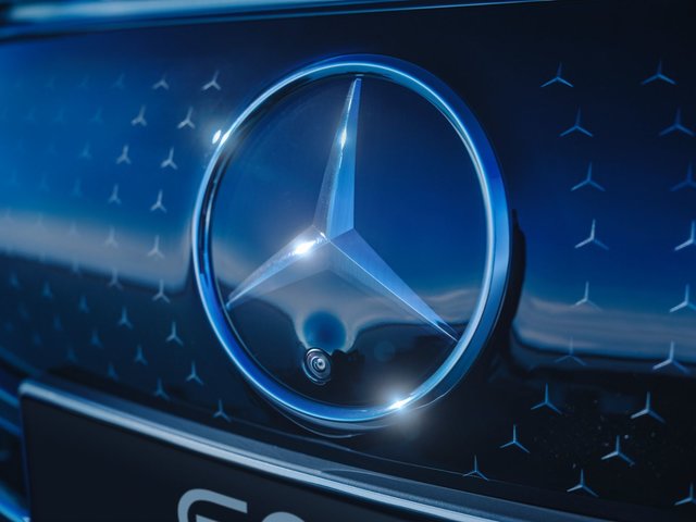 Mercedes-Benz EQS video highlights