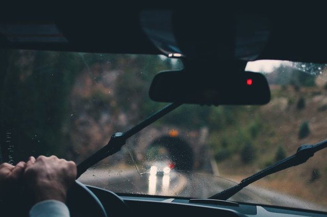 When To Replace Your Windshield Wiper Blades