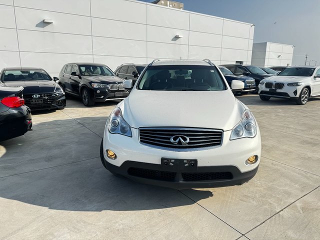 2015 Infiniti QX50 in Aurora, Ontario