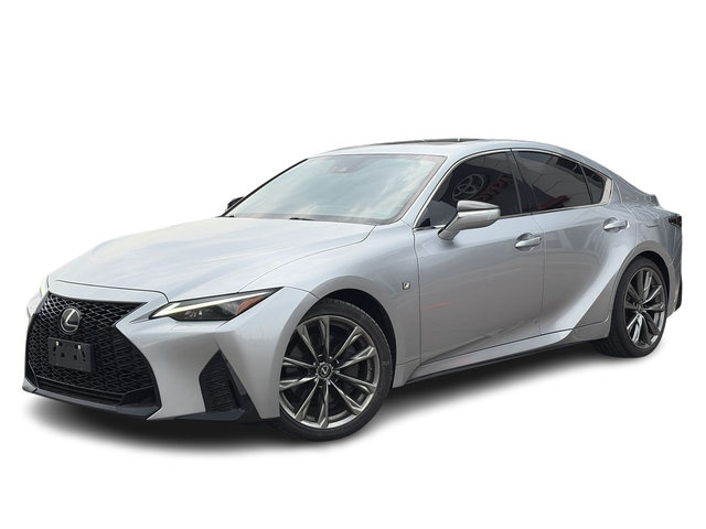 2021 Lexus IS in Bolton, Ontario