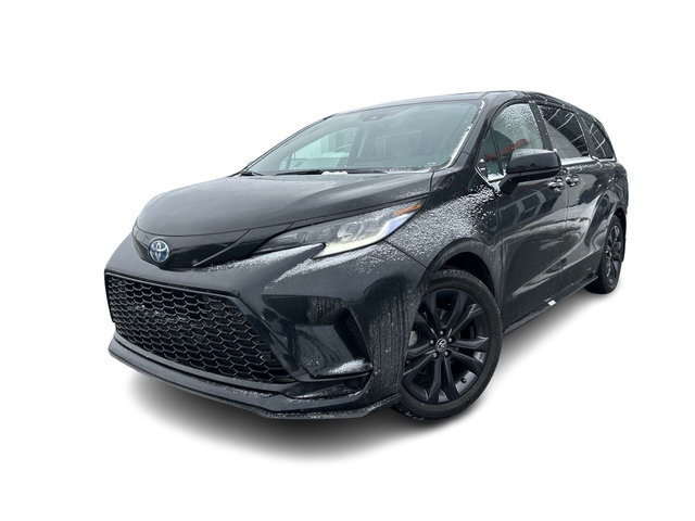 2025 Toyota Sienna Hybrid in Bolton, Ontario