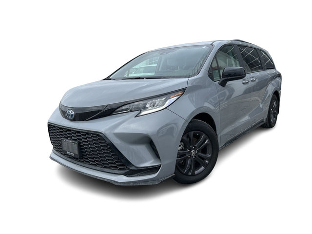 2025 Toyota Sienna Hybrid in Bolton, Ontario