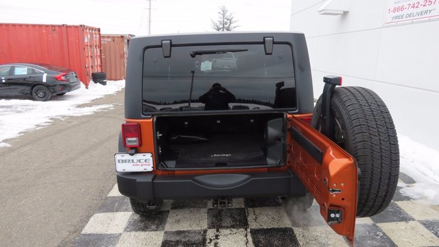 2011 Jeep Wrangler Unlimited Rubicon 3 8l 6 Cyl Automatic 4x4 4