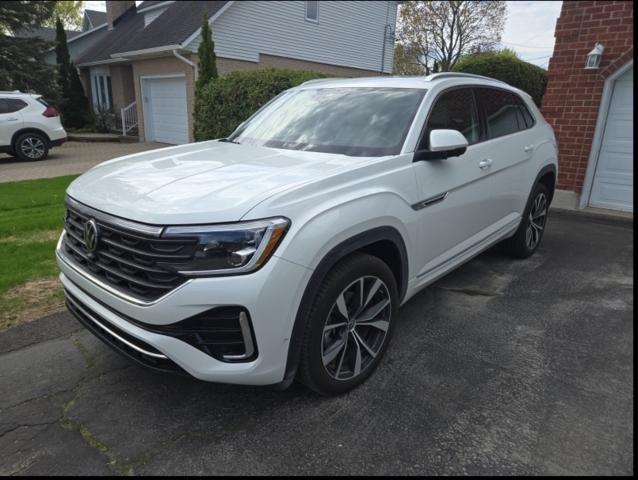 2024 Volkswagen Atlas Cross Sport in Calgary, Alberta