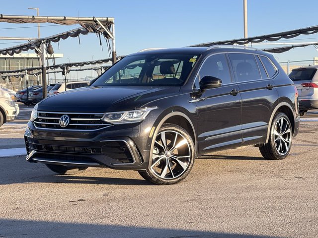 2022 Volkswagen Tiguan in Calgary, Alberta