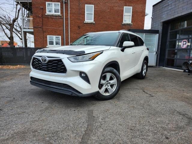 2020 Toyota Highlander in Calgary, Alberta