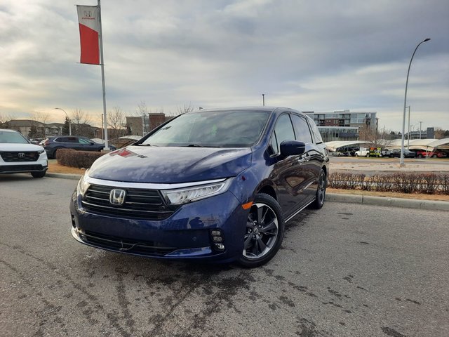 2022 Honda Odyssey in Calgary, Alberta