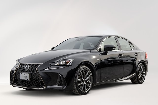 Lexus IS  2018 à Dollard-des-Ormeaux, Québec