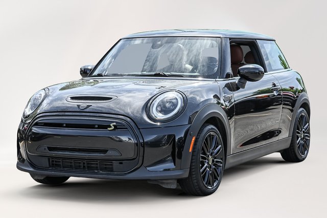 MINI 3 Door  2024 à Montréal, Québec