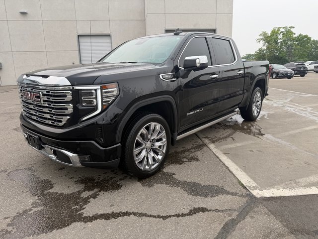 2024 GMC Sierra 1500 in Brampton, Ontario