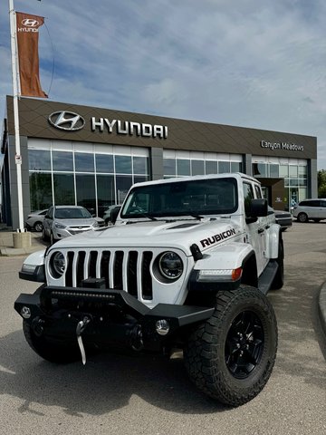 2020 Jeep Gladiator 4x4 in Calgary, Alberta