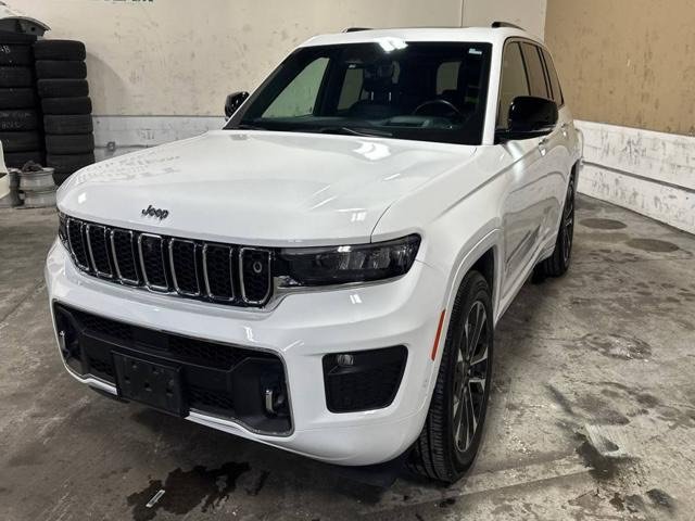 2023 Jeep Grand Cherokee 4X4 in Regina, Saskatchewan