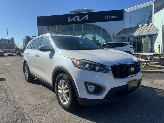 2016 Kia Sorento in Mississauga, Ontario