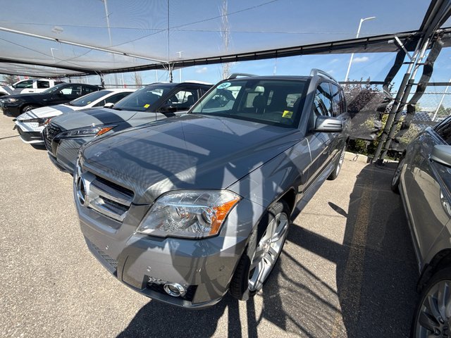 2010 Mercedes-Benz GLK350 in Calgary, Alberta