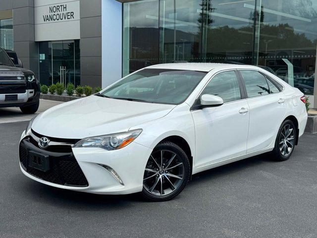 2015 Toyota Camry in North Vancouver, British Columbia