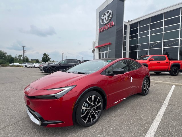 2025 Toyota Prius Plug-in Hybrid in Bolton, Ontario