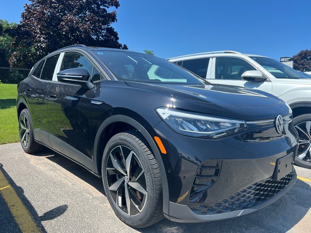 2024 Volkswagen ID.4 in Barrie, Ontario