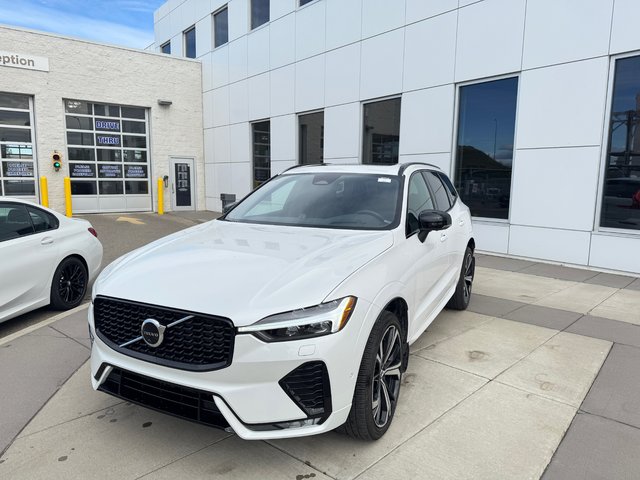 2022 Volvo XC60 in Calgary, Alberta