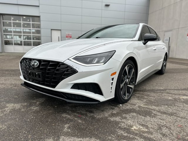 2022 Hyundai Sonata in Mississauga, Ontario