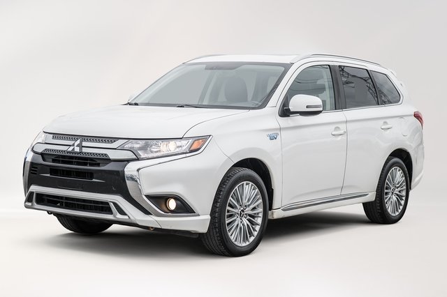 Mitsubishi OUTLANDER PHEV  2019 à Saint-Léonard, Québec