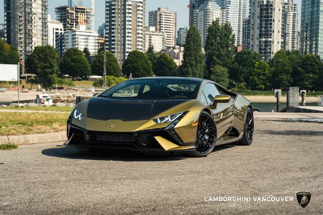 2023 Lamborghini Huracan in Vancouver, British Columbia