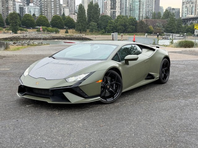 2023 Lamborghini Huracan in Vancouver, British Columbia